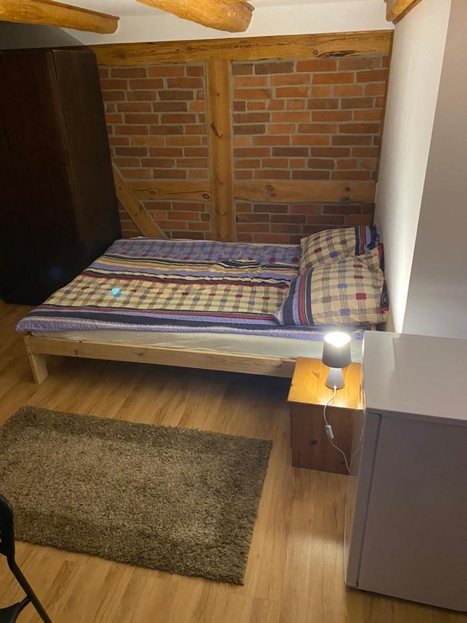 Pokoje Goscinne Pod Jabloniami Ujście-Darłowskie Exterior foto